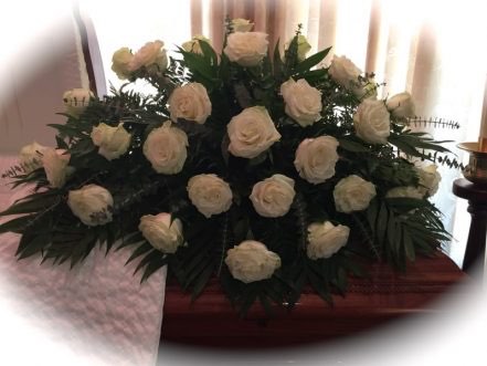 dozens-white-roses
